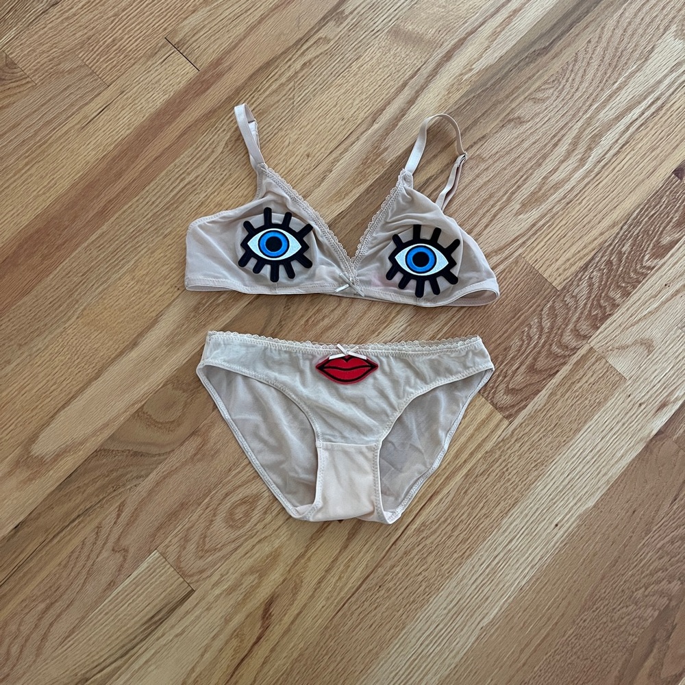 Lingerie set